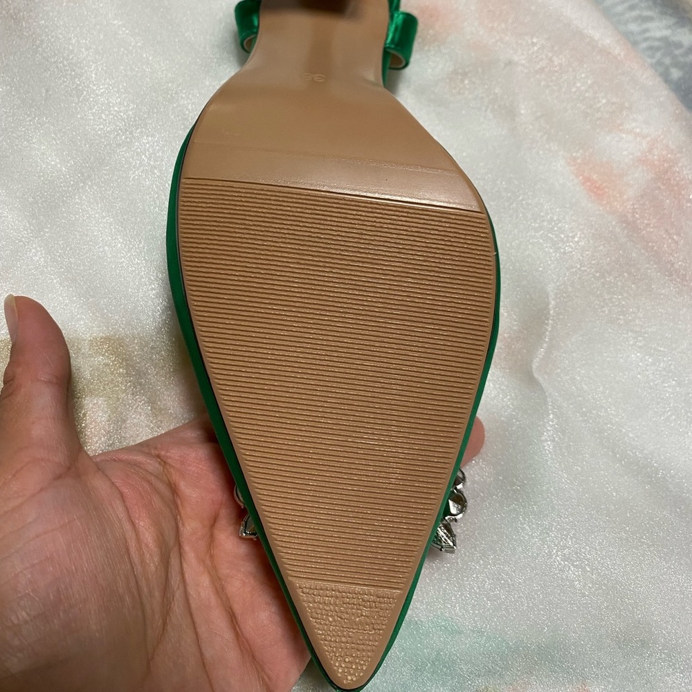 heels - Picture 8 of 9